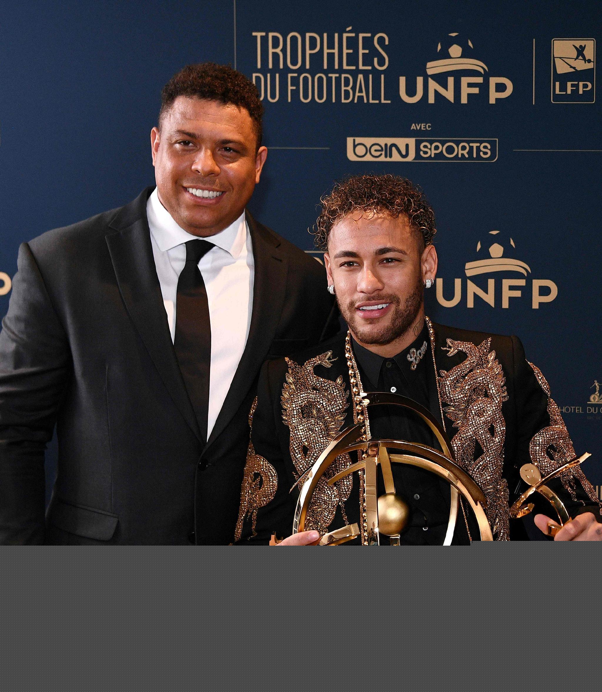 铝间隔条切割机